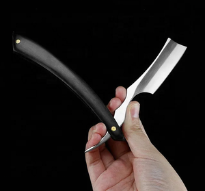 Navaja de barbero de hoja única de calidad premium al por mayor, de filo recto, negra, con mango de madera quirúrgica Tegra personalizable - Product Image 5