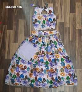 Hermoso y a la moda conjunto de lehenga, blusa y dupatta para niños, de alta calidad, en tela chinon con estampado y bordado, proveedor de Surat. - Product Image 6