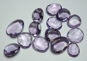 Amatista natural de la mejor calidad, 5,5 MM, lote redondo de forma brillante, piedras preciosas sueltas de corte facetado a precios de mercado confiables - Product Image 3