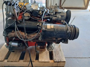 Ensemble moteur CHEVROLET 5.7L (modèles 75-85) avec accessoires, bloc moteur pour la reconstruction - Product Image 3
