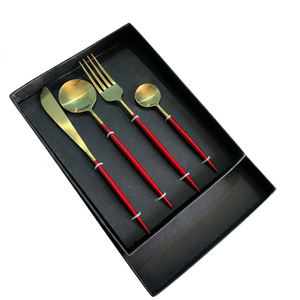 Juego de Cubiertos Modernos en Rojo Dorado, Juego de Cubiertos de Acero Inoxidable Mate, Juego de Cuchillo, Tenedor y Cuchara de Lujo para el Hogar, Restaurante, Regalo - Product Image 1