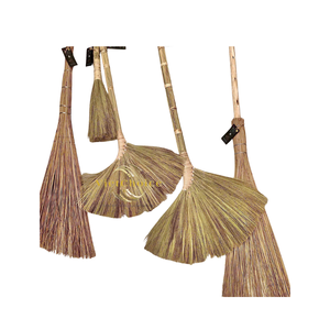 Escoba Ecológica y Duradera de Fibra de Coco con Mango de Madera para Uso en Exteriores - Varios Tamaños Disponibles - Vietchoice - Product Image 3