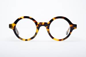 Retro Round <b>Tortoise</b> Eyewear - Product Image 1
