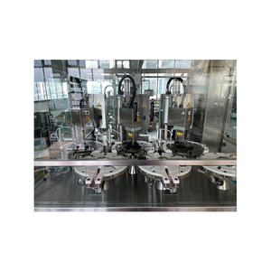 Machine automatique de remplissage, de bouchage et d'étiquetage de gouttes oculaires liquides lubrifiantes en flacons ronds - Product Image 2