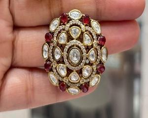 Pendientes de tuerca de moissanita chapados en oro de latón de excelente calidad y a la moda para mujeres y niñas, ideales para bodas y fiestas. - Product Image 2