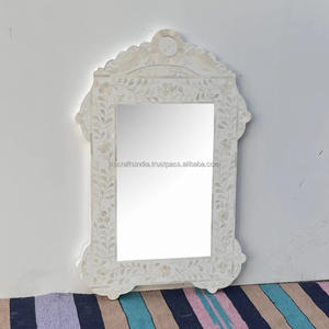 Espejo con incrustaciones de hueso hecho a mano elegante y moderno a pedido para entradas, dormitorios y salas de estar - Product Image 3