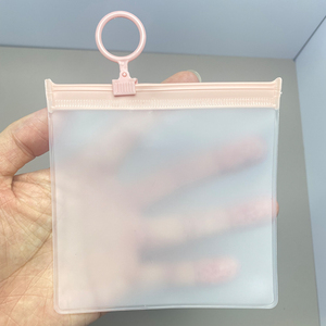 Bolsa de Plástico Pequeña Personalizada OEM 2026 con Cierre Deslizante para Empaque de Juguetes y Broches Esmaltados, Impermeable y Reutilizable - Product Image 2