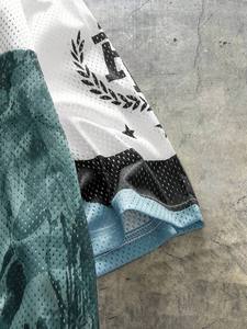 Maillot de football en mesh surdimensionné unisexe, streetwear, col en V, t-shirt de sport respirant, impression de numéro personnalisée, vente en gros - Product Image 4