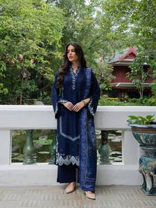 Ensemble indien pakistanais en coton brodé bleu, kurta longue, palazzo, châle, robe traditionnelle pour fête, mariage - Product Image 1