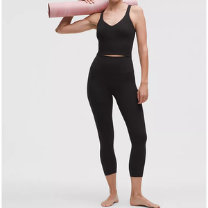 Conjunto de sujetador deportivo y leggings de cintura alta con efecto push-up y encaje, de secado rápido, para hombre, tallas grandes, con logo personalizado - Product Image 3