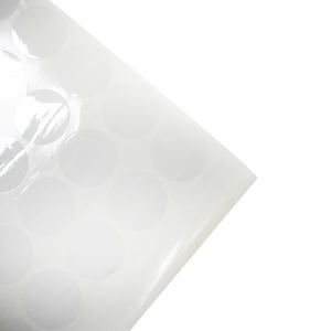 สติกเกอร์กาวใสกันน้ำ PP ขนาดเส้นผ่านศูนย์กลาง 1 นิ้ว สำหรับปิดผนึกกล่องของขวัญ ขนม พิซซ่า อาหาร และการจัดส่ง - Product Image 1