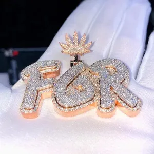 Collier Pendentif Lettre Vintage Personnalisé en Moissanite Taille Brillant, Plaqué Or Argent Sterling 925, Idéal pour les Occasions Festives - Product Image 3