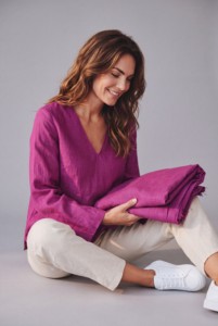 Chemisier en lin et coton à col en V pour femme, manches longues, couleur unie, style minimaliste, respirant, longueur standard - Prix de gros - Product Image 2