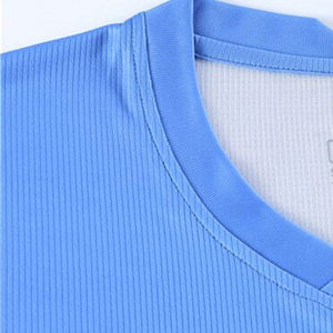 <b>Hot</b> Selling Price Quick Dry Training Wear Suit Soccer Uniform Men Team Wear Soccer Uniforms Set - Product Image 2