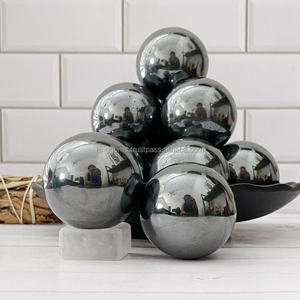 Sphère de pierre précieuse d'hématite africaine naturelle brute de haute qualité, sculptée style Feng Shui, pour la guérison et la décoration intérieure, vente en gros - Product Image 3