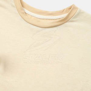 Camiseta de alto rendimiento para hombre con tela de mezcla de algodón, acabado limpio y estilo clásico, perfecta para ropa urbana. - Product Image 4