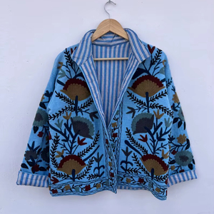 Veste d'hiver unisexe en coton brodé floral, tissée et matelassée, faite à la main, style bohème chic, respirante, TNT Suzani - Product Image 1