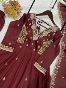 Ensemble de robe de soirée en soie pour femmes, pantalon et dupatta assortis - Product Image 4