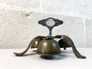 Cloches de sanctuarium à trois clochettes en laiton, ensemble de cloches à main catholiques, cloches religieuses d'église, cloches de prière en laiton faites à la main, catholiques - Product Image 3