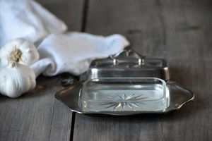 Metal Butter Holder with Cover for Fridge and Table Use - Product Image 4