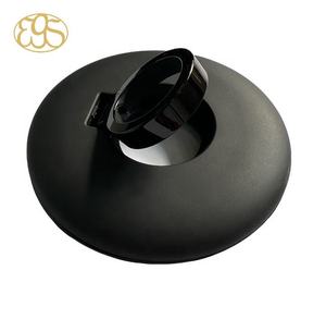 Enrollador de cable redondo suave al tacto OEM con anillo de soporte súper brillante - Product Image 2