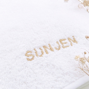 Petite serviette en microfibre avec logo personnalisé, en nylon recyclable, taille compacte, douce et absorbante pour un usage quotidien - Product Image 6