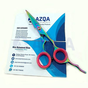 Ciseaux professionnels pour la coupe des cheveux, de la barbe et de la moustache, à pointe arrondie, en acier inoxydable recouvert de titane arc-en-ciel, pour droitiers, manche moyen - Product Image 5