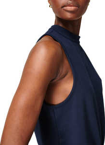 ชุดบอดี้สูทกีฬาผู้หญิงสั่งทำขายส่ง ระบายอากาศได้ดี ชุดจั๊มสูทสีน้ำเงินกรมท่าแขนกุด คอสูง รูดเชือกที่เอว - Product Image 5