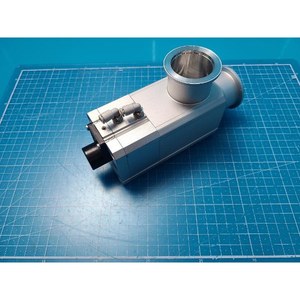 Vanne d'angle à vide poussé SMC XLD-40-1043, utilisée comme pièce détachée pour équipement semi-conducteur d'occasion - Product Image 2