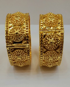 Pulseras de brazalete con diseño floral de imitación chapadas en oro de 22k, conjunto de joyería clásica para compromiso y boda para mujer - Product Image 3