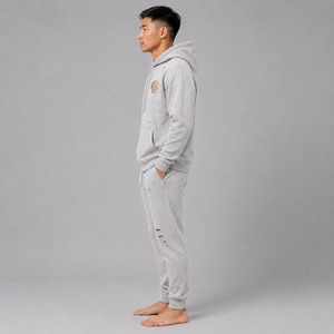 Ensemble de jogging personnalisé effet vieilli avec une construction durable, un look élégant et des solutions de production en marque blanche disponibles - Product Image 4