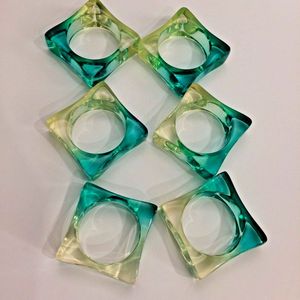 Anneaux de serviette en résine élégants et modernes pour la décoration de table - Product Image 2