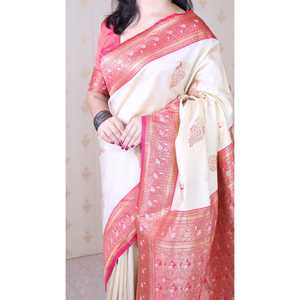 ผ้าไหมเนื้อนุ่มลายพิมพ์นกยูงแบบดั้งเดิมสำหรับผู้หญิง  งานทอระดับพรีเมียม  สง่างามและเหมาะสำหรับโอกาสพิเศษ - Product Image 4