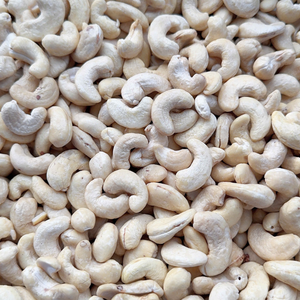Nueces de Anacardo W240 al Vacío Listas para Enviar, Nueces de Anacardo W320 SANTIGO Libres de Impuestos - Product Image 1