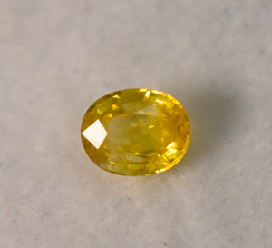 Zafiro amarillo natural ovalado de 1.55 quilates, 7.5x6x3.5 mm, zafiro amarillo suelto para la fabricación de joyas - Product Image 2