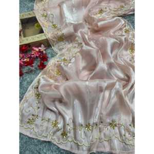 Vestidos de Fiesta Elegantes, Sari con Perlas y Trabajo Artesanal Katdana para un Look Festivo - Product Image 5