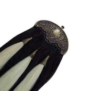 Esporrans Escoceses Hechos de Cuero y Crin de Caballo, Esporrans de Cuero Genuino Repujado para Kilt, Esporrans Tradicionales de Crin de Caballo a Precios Bajos - Product Image 6