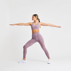 Nueva Ropa Deportiva al por Mayor Personalizada de Alta Calidad para Mujer, Conjuntos de Yoga de 2 Piezas, Conjuntos Deportivos Antibacterianos para Gimnasio y Fitness para Mujer - Product Image 3