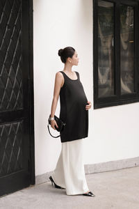 Pantalon de Maternité Droit pour Femme, Anti-rides, Séchage Rapide, Taille Élastique, Respirant, Ample, Idéal Été, Décontracté ou Habillé pour le Bureau - Product Image 4