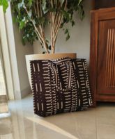Sac fourre-tout en coton matelassé indien Quince Life |   Sac à bandoulière lavable imprimé numériquement fait main |   Sac de courses écologique réutilisable
