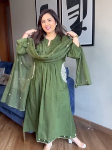 Kurti en coton vert pour femme avec dupatta, coupe ample, pour tenue ethnique traditionnelle, style décontracté Inde Pakistan - Product Image 3