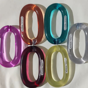 Chaînes décoratives en résine colorée au design moderne, personnalisables avec logo, faites à la main pour Diwali, anniversaires et mariages - Product Image 1