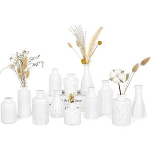 Set di 12 Vasi in Vetro Opaco Bianco, Piccoli Centrotavola Minimalisti per Matrimoni, Decorazioni per Tavoli e Davanzali - Product Image 3