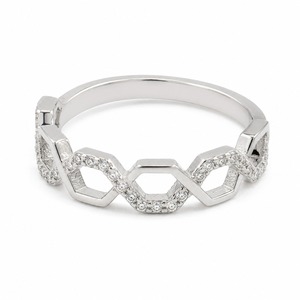 Anillo de Compromiso de Oro Blanco con Diamante Redondo, Engaste Geométrico, Joyería Fina Minimalista para Mujer - Product Image 2