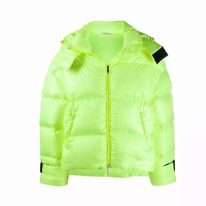 เสื้อแจ็คเก็ตพัฟเฟอร์สีเขียวนีออนสำหรับผู้ชาย แบบมีฮู้ด หนา อุ่น บุใยหนา เหมาะสำหรับฤดูหนาวและกิจกรรมกลางแจ้ง ขายส่งแบบ OEM - Product Image 6