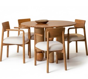 Ensemble de salle à manger rustique en bois massif avec table ronde et pieds en rotin, 4 chaises - Meubles confortables pour la maison, pour hôtel et appartement - Product Image 1