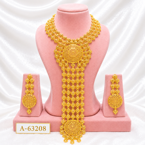 Ensemble de bijoux de mariage élégant en or – Collier multi-brins avec boucles d'oreilles et bague à motif floral A-63218 - Product Image 6