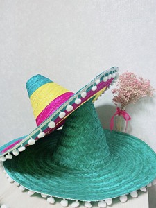 Sombrero Mexicano de Paja a Rayas Coloridas Estilo Bohemio de 58 cm para el Festival Cinco de Mayo, Eventos, Disfraces Casuales de Bandido del Viejo Oeste - Product Image 1