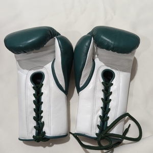 ถุงมือชกมวยหนังแท้พรีเมียม รับทำโลโก้ตามสั่ง โรงงานผลิตอุปกรณ์ชกมวย MMA มวยไทย คิกบ็อกซิ่ง สำหรับซ้อมและต่อยมวยหนัก - Product Image 5