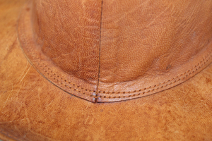 Sombrero Vaquero de Cuero Genuino Vintage de Primera Calidad, Hecho a Mano, de Ala Ancha, para Moda y Uso al Aire Libre - Product Image 4